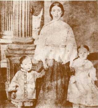 Mary Connor (Murphy) and her children c. 1865